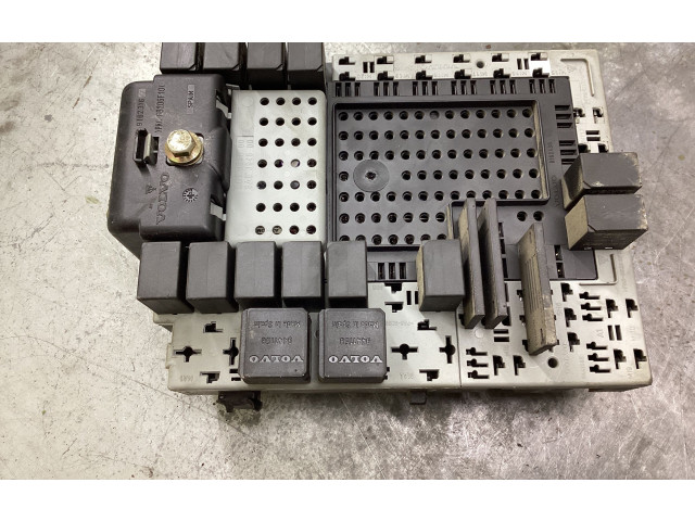 Блок предохранителей 08697207, 0308028   Volvo V70    