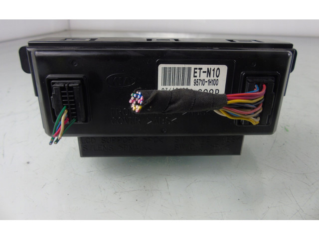 Дисплей    977101h100   KIA Ceed