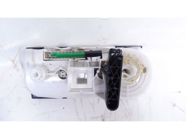 Блок управления климат-контролем Opel Meriva A