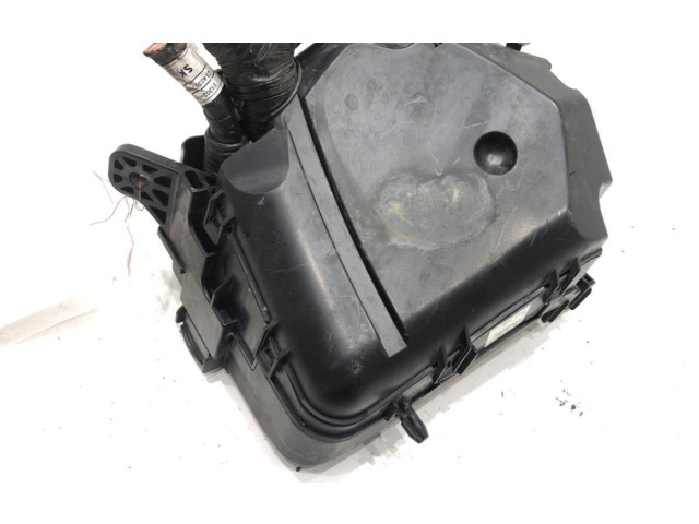 Блок предохранителей  91216-A2073   KIA Ceed    