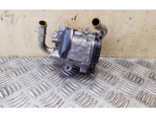 Топливная рампа 04L131501RV, 04L131501R   Volkswagen PASSAT B8  