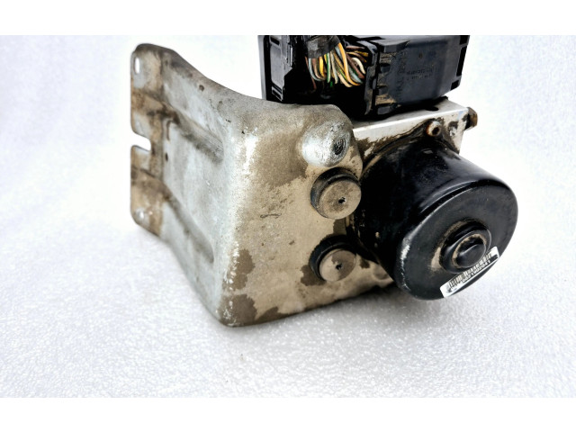 Блок АБС 8671224, P8671225   Volvo  V70  2000 - 2004 года