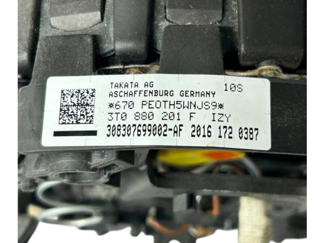 Подушка безопасности водителя 3T0880201F Skoda Yeti (5L)
