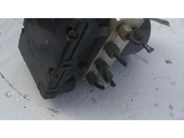 Блок АБС 04686702AAC, 10051181861 Chrysler Voyager 2001-2004 года