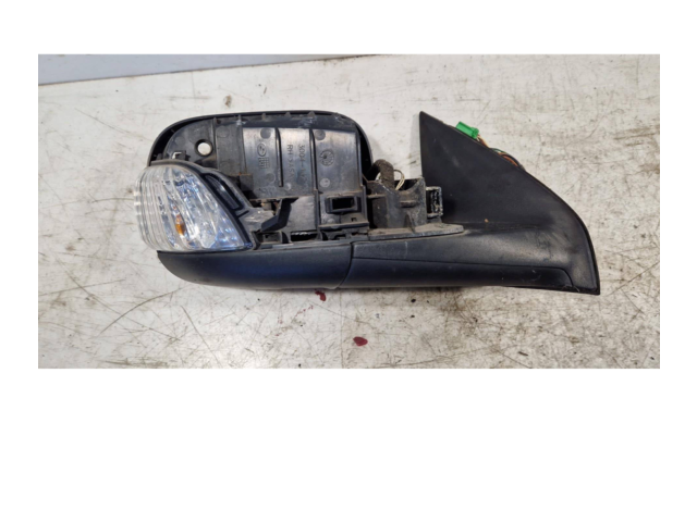 Зеркало электрическое Volvo XC90 2003 - 2006 года