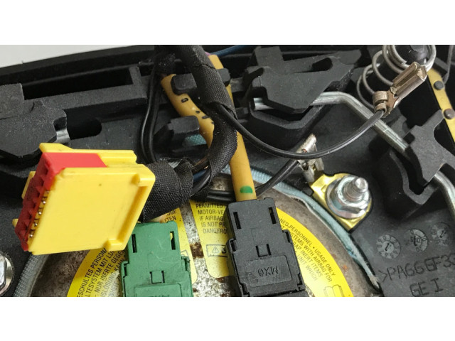 Подушка безопасности водителя 2S6AA042B85 Ford Fiesta