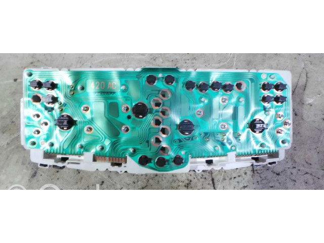 Панель приборов MR320367 Mitsubishi Montero