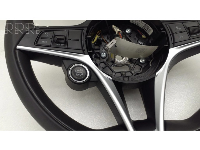 Руль Alfa Romeo Giulia 2016- года 01561262850, 1049922X66H