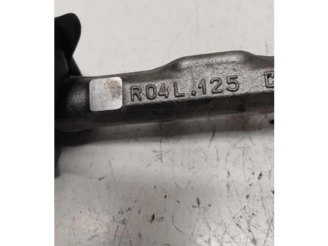 Топливная рампа 05L089, R04L125HV Skoda Octavia Mk4