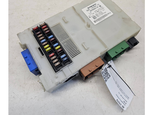 Блок предохранителей 31254535AA Volvo V70