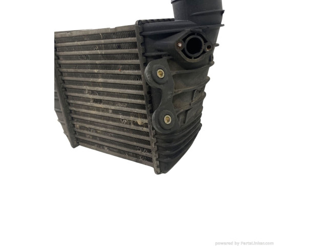 Интеркулер 1J0145803F Volkswagen Golf IV