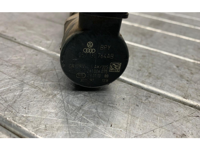 Vstřikovací lišta 057130764AB, 057130764AB   Seat Ibiza IV (6J,6P)     