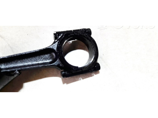 Píst 262 Hyundai Lantra II pro naftový motor 1.9