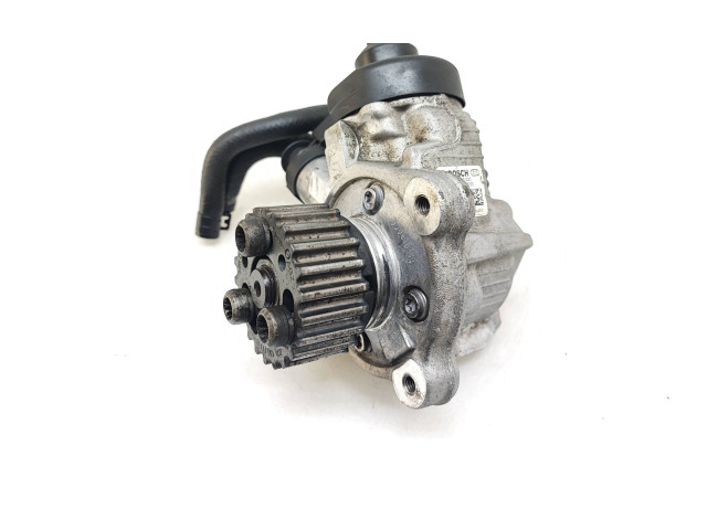 Pojistková skříňka Топливный насос 03L130755J, 0445010520 Volkswagen Transporter - Caravelle T5 2013