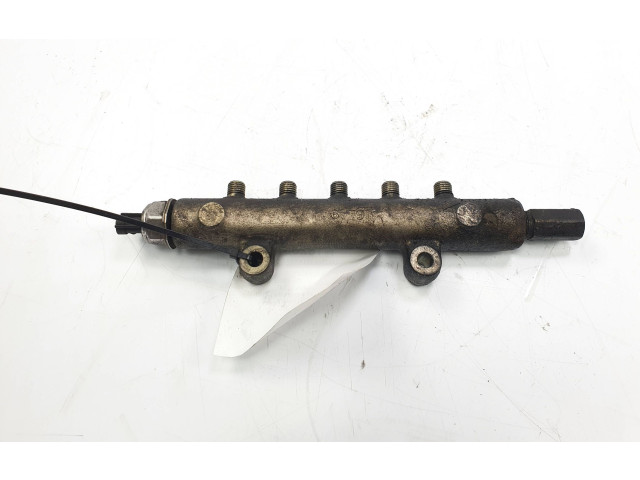 Vstřikovací lišta 05J35239 Mitsubishi Pajero 3.2 DID 4M41