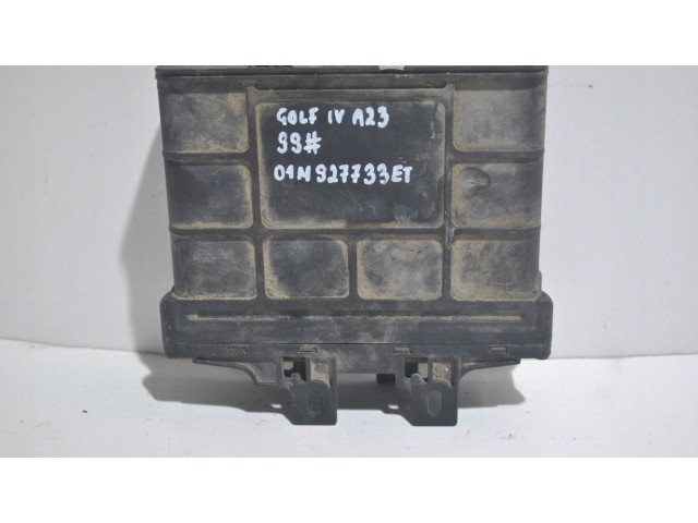 Блок управления коробкой передач 01M927733ET   Volkswagen Golf IV