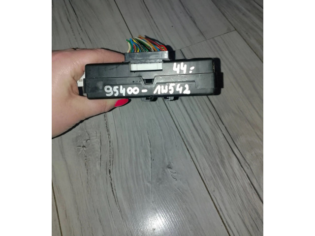 Блок комфорта 95400-1W542 KIA Rio