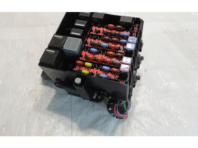 Блок предохранителей AV1T-14A005-DNC Ford B-MAX
