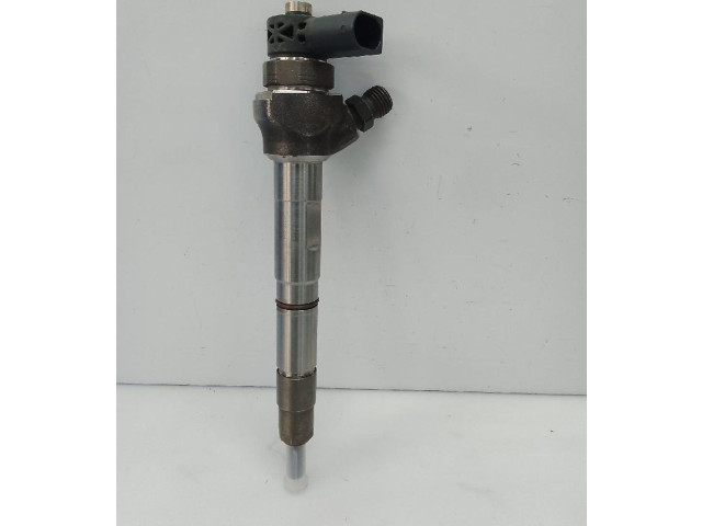 Vstřikovač 04L130277AC   Volkswagen Tiguan     