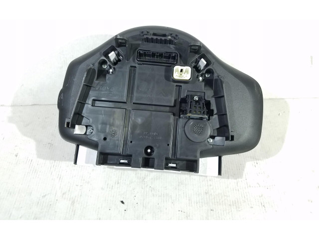 Панель приборов    Peugeot 108       