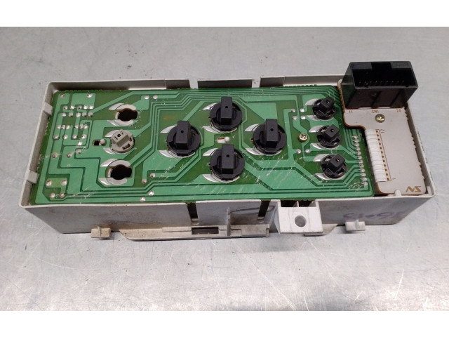 Дисплей    56007350   Jeep Grand Cherokee (WJ)