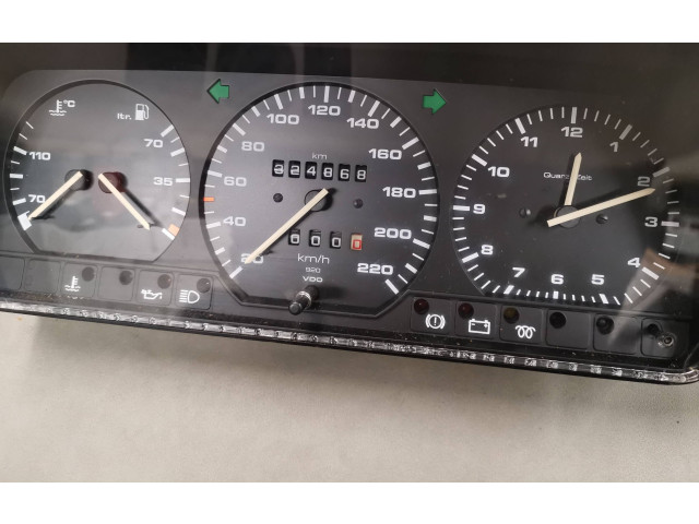 Přístrojová deska Volkswagen PASSAT B3 1991 357919033GR, 357919059AD