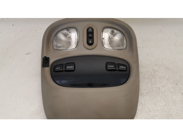 Фонарь освещения передних мест