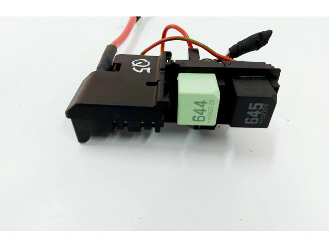 Блок предохранителей 80A937503 Audi Q5 SQ5