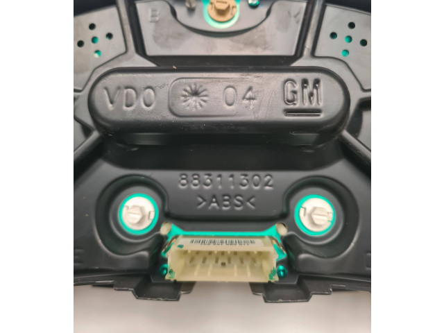Geschwindigkeitsmesser Cockpit 88311302   Opel Meriva A       
