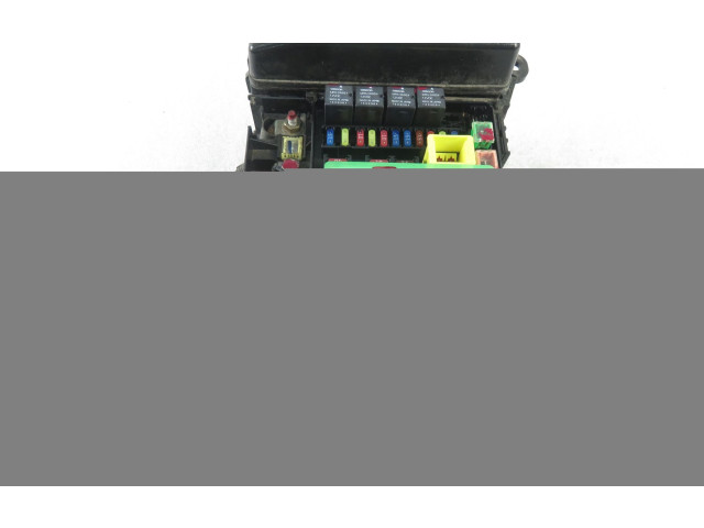 Блок предохранителей 1106000030, 1106000030 Mitsubishi Outlander