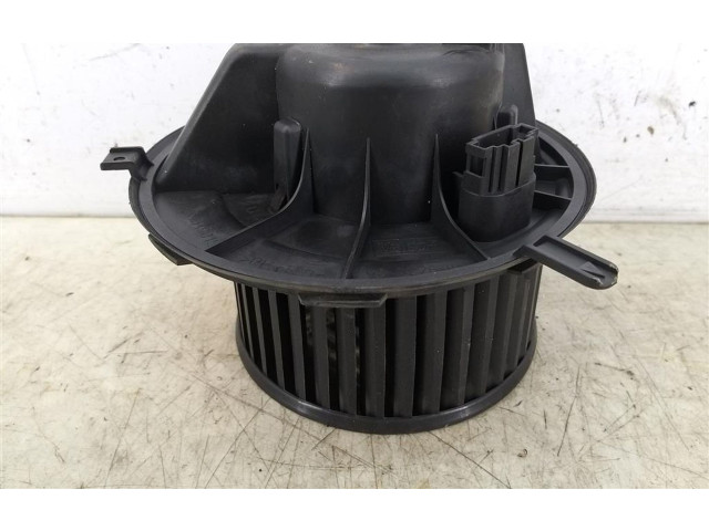 Вентилятор печки 1K1819015 Skoda Octavia Mk2 (1Z)