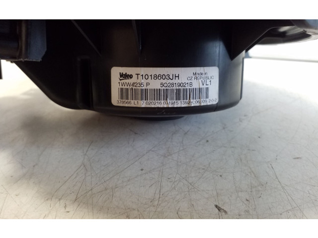 Вентилятор печки 5Q2819021B Volkswagen Golf VII