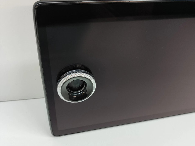 Дисплей    LJ8T044R30AC   Ford Mustang Mach-E