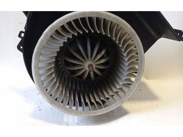 Вентилятор печки    6Q2820015C   Volkswagen Polo IV 9N3