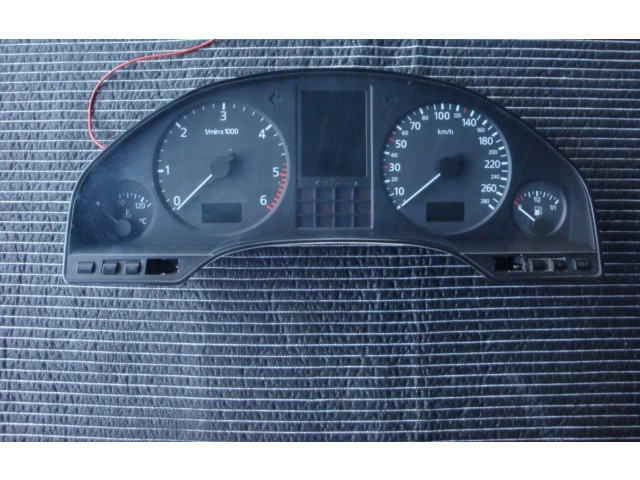 Панель приборов 4D0919881BX Audi A8 S8 D2 4D