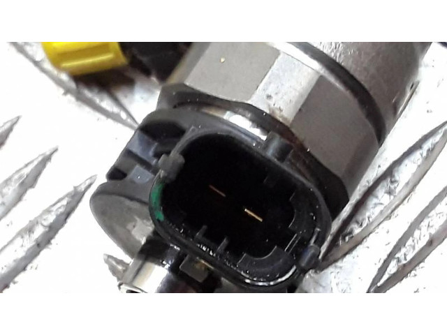 Vstřikovač 0445110895 Nissan X-Trail T33 pro naftový motor 1.7