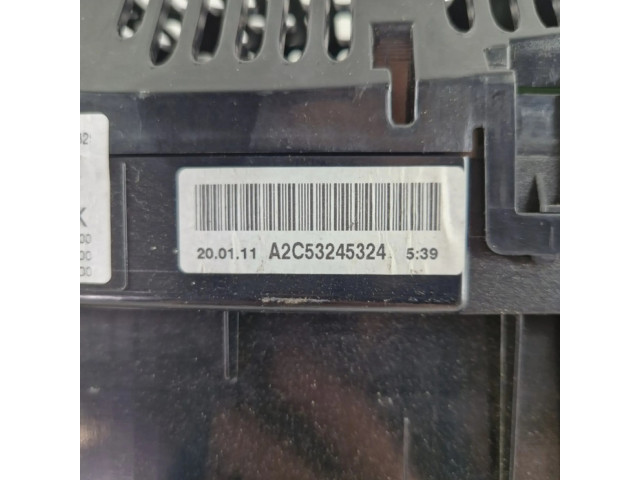 Přístrojová deska Mercedes-Benz GLK (X204) 2011 a2049002205