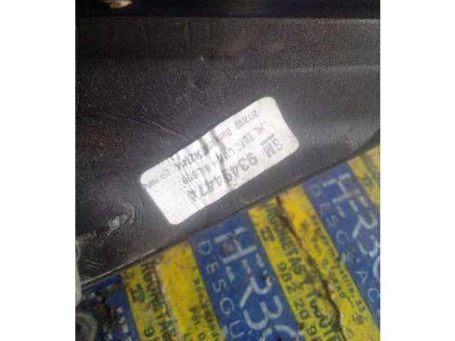 Зеркало электрическое        Opel Meriva A  2003 - 2010 года   