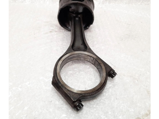 Поршень с шатуном Jaguar XF X250