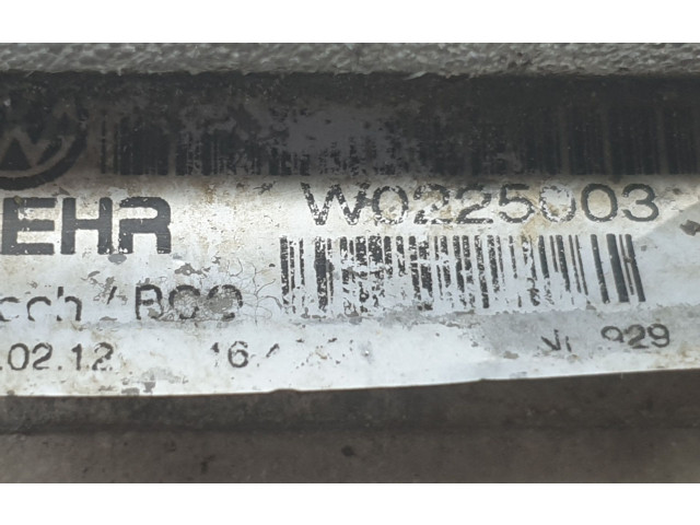 Радиатор интеркулера Audi A1  2010 - 2018 года 6R0145805, 6R0145805      