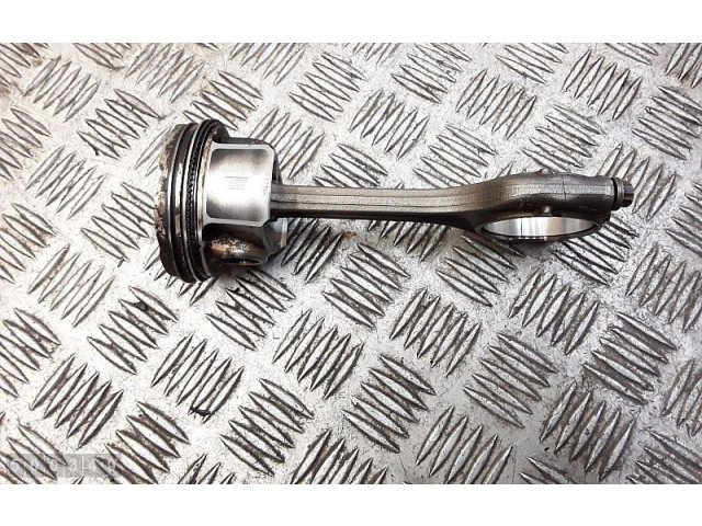 Поршень с шатуном Volkswagen Golf VII