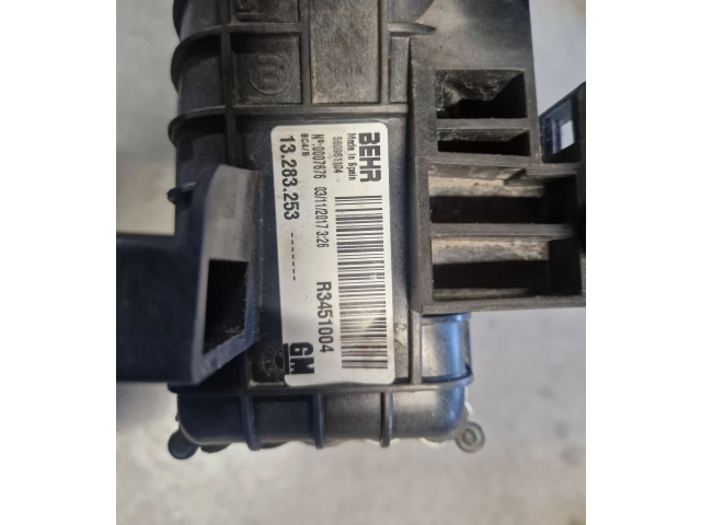 Интеркулер  13283253   Opel Meriva B 