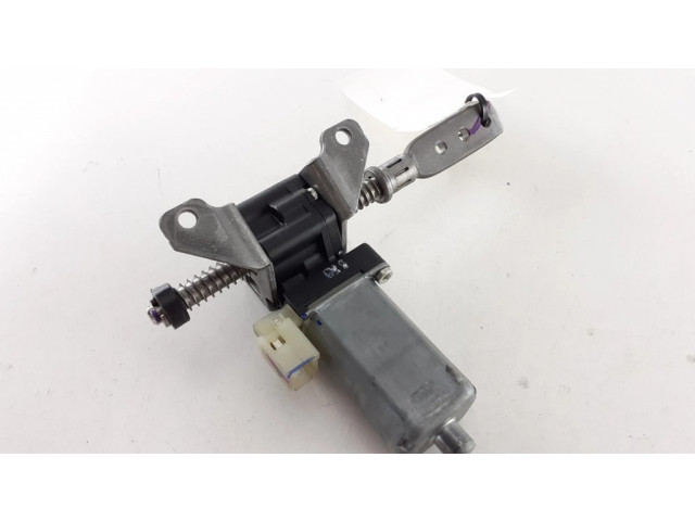 Электрический двигатель для регулировки положения руля