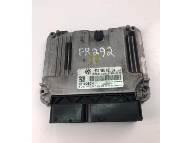 Řídící jednotka 03G906021JA, 0281013247   Volkswagen Caddy 2007