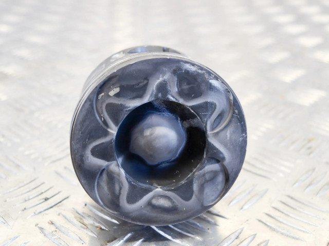 Píst A6460300220, A6460301017 Mercedes-Benz CLC CL203 pro naftový motor 2.1 OM 646.963