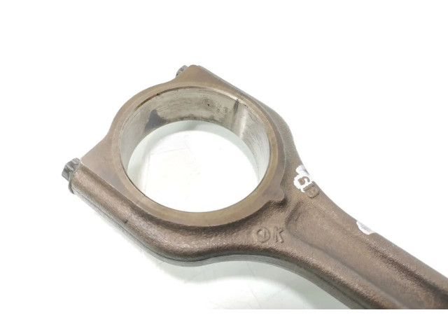 Поршень с шатуном 9HX(DV6ATED4) Citroen C4 I