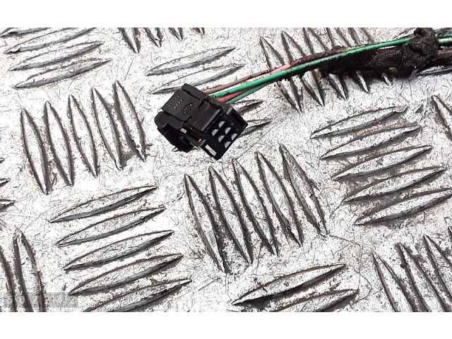 Зеркало электрическое        Citroen C4 I  2004 - 2010 года   