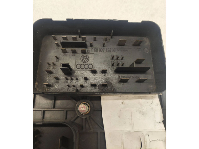 Pojistková skříňka 1K0937124K Volkswagen Caddy 2009