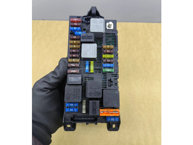 Pojistková skříňka 2115454401, 00003248A42 Mercedes-Benz CLS C219 2005