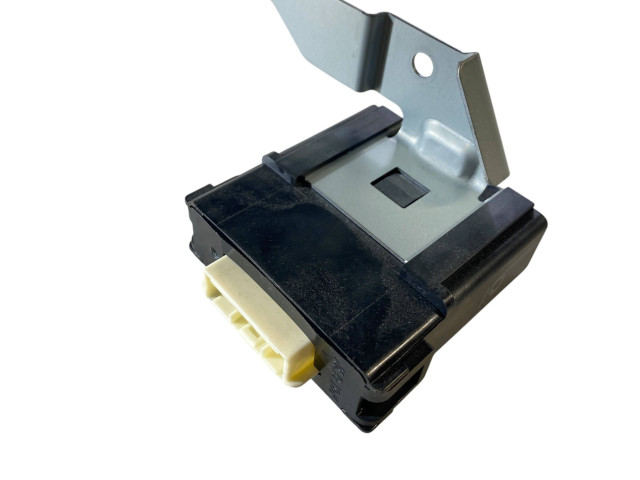 Блок управления 84051SJ410, 35700604C0 Subaru Forester SK